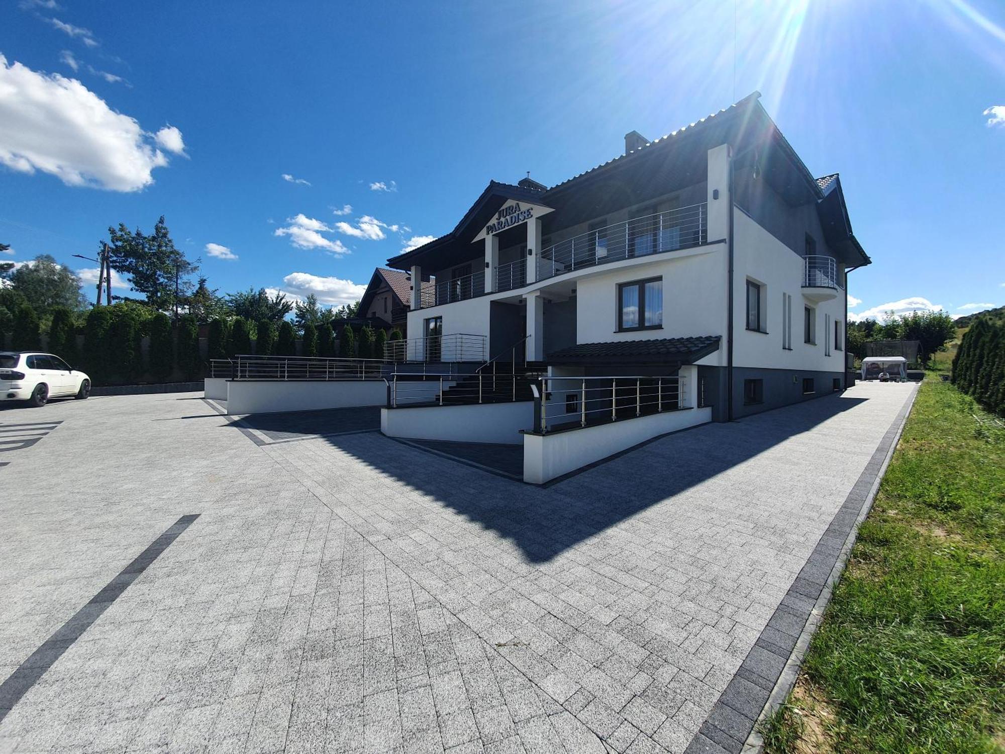 Jura Paradise Olsztyn  Exteriör bild